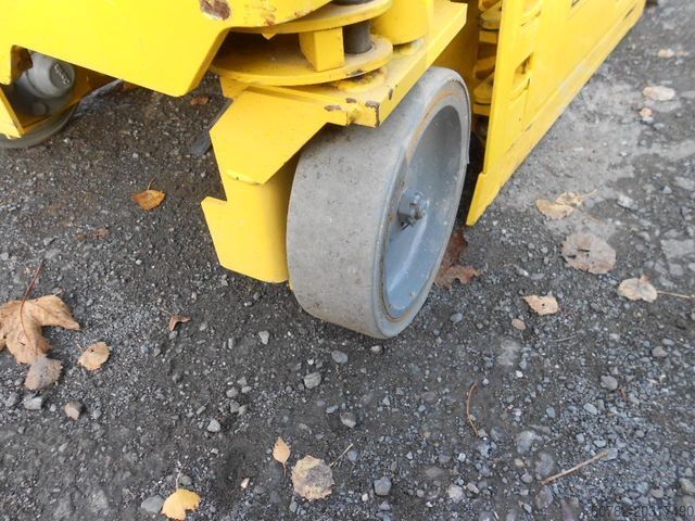 工作平台 GENIE GS 1330, Leichtscherenarbeitsbühne Genie 5,9 m
