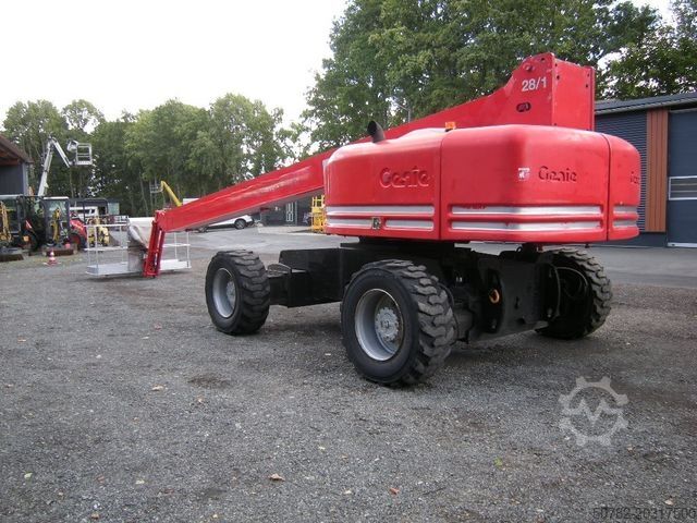 Pracovná plošina GENIE Arbeitsbühne Genie S-85, AH 28 m