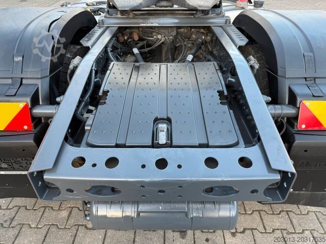 Standard dragbil MERCEDES-BENZ Actros 1845 SZM 4x2 Retarder Kipph.