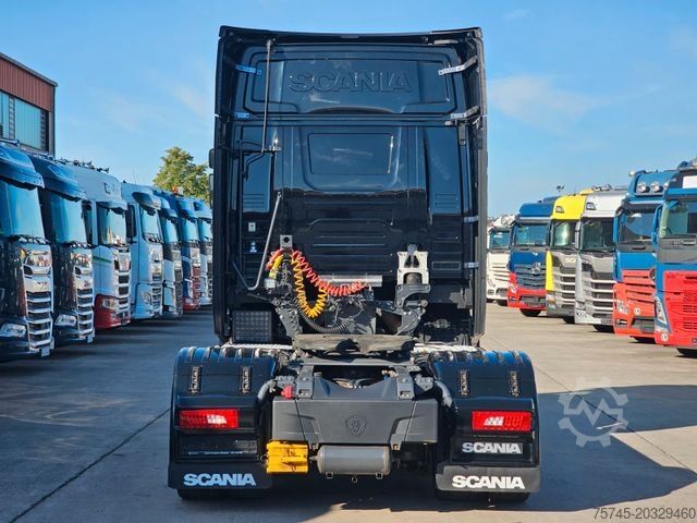 Стандартный седельный тягач SCANIA S650 * V8 * TOP * ACC * STANDKLIMA *  VOLLLUFT