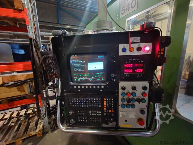 Seyyar kolonlu freze tezgahı Correa L30-43