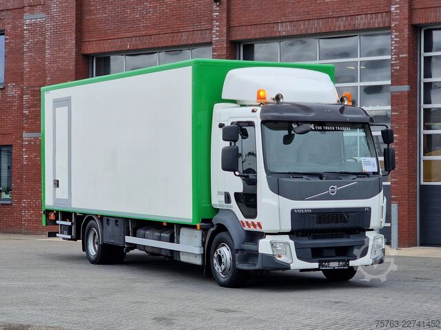 Valise Volvo FL 250 4x2 - Box - Loadlift - A/C - Camera - Eu...