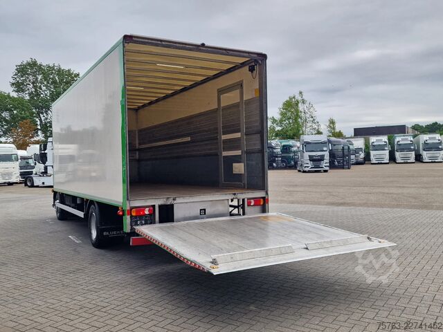 Valise Volvo FL 250 4x2 - Box - Loadlift - A/C - Camera - Eu...