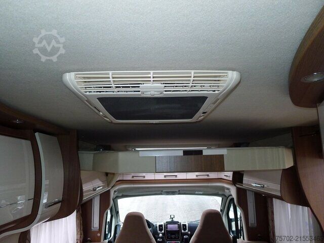 Xe tải nhẹ Carthago C-Tourer Teilintegriert 2,3 150