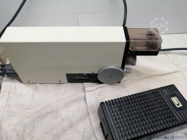آلة تصنيع الكابلات Schleuniger AG UniStrip 2100 / US 2100
