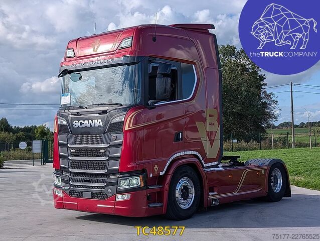 SZM סטנדרטי Scania S 580