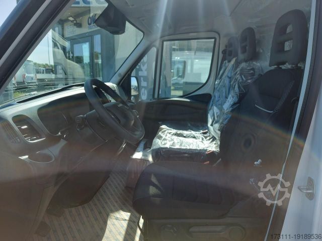 पैनल वैन IVECO Daily 35S14V / H1 Flachdach / AHK / Kamera