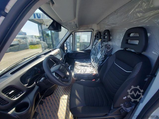 पैनल वैन IVECO Daily 35S14V / H1 Flachdach / AHK / Kamera