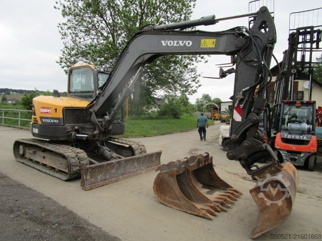 Mini bager Volvo ECR88D - Powertilt + hydr. Schnellwechsler + 3 Löf