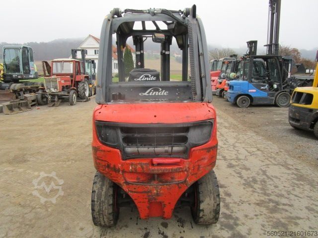 Dizelski viličarji Linde H25D-02 Triplex-Freihub 4,7m + Seitenschieber