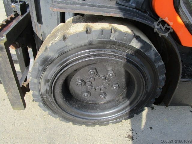 Dizelski viličarji Doosan D35C-5 Triplex-FH 4,9m + Seitenschieber