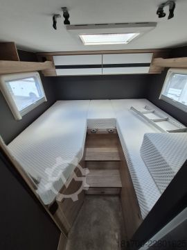 Полуинтегриран кампери Dethleffs Globebus Camp T 4 AUTOMATIK