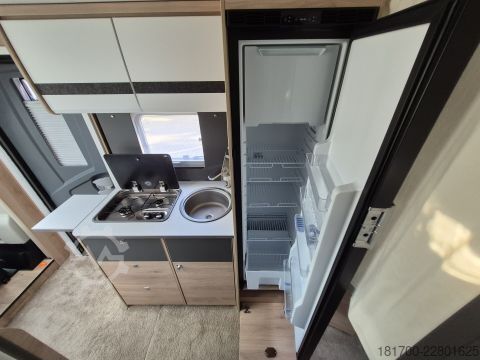 Полуинтегриран кампери Dethleffs Globebus Camp T 4 AUTOMATIK