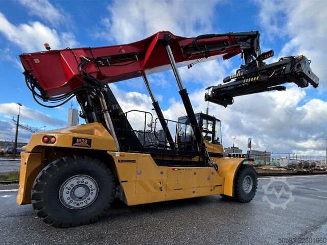 Slagač sa punim dohvatom spremnika Sany SRSC45G5-P - PIGGYBACK SPREADER