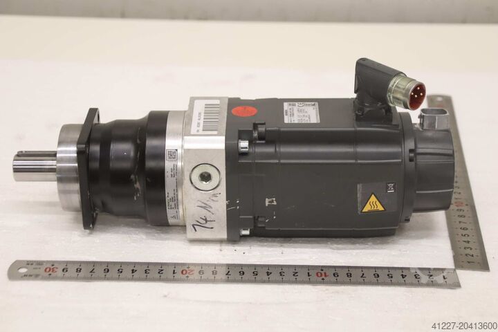 Servo geared motor Siemens Wittenstein 1FK7042-2AF71-1RG0  SP 075S-MC1-4