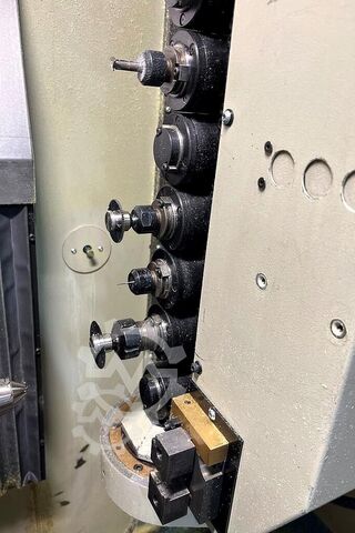 5-axis CNC machining center Willemin W158