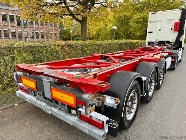 BDF system Van Hool Container Chassis  20´2x 20 `30`40`45 / 3x Achsen