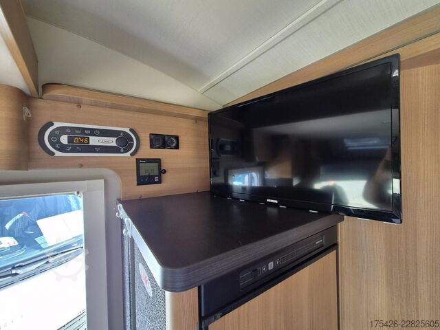 Halvintegreret autocamper LMC Breezer H 737 G *Assistenz-Paket*
