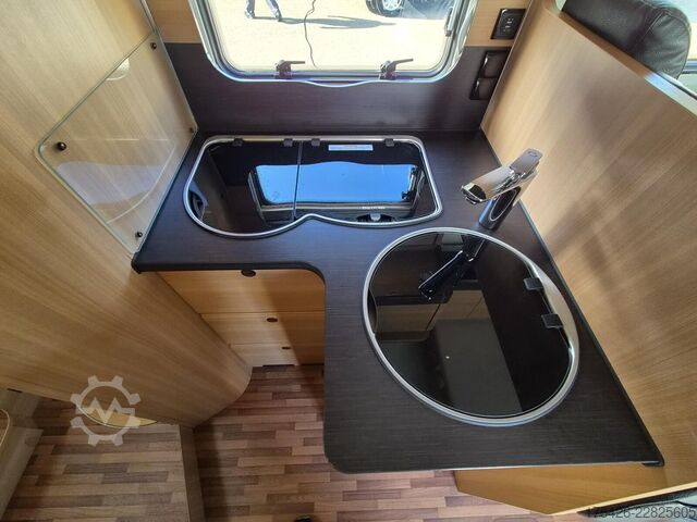 Halvintegreret autocamper LMC Breezer H 737 G *Assistenz-Paket*