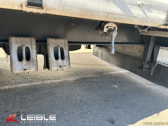 Trailer terbuka dengan terpal  Logemann Tandem Durchlade-optimal f. Fahrschule