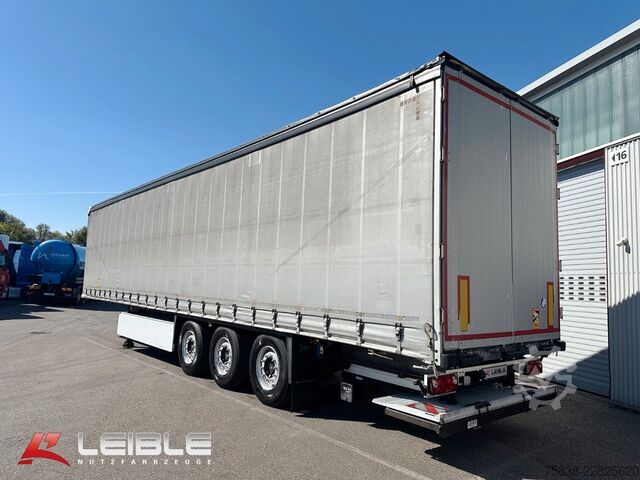Trailer semi terbuka dengan terpal SCHMITZ CARGOBULL SCS Tautliner mit LBW / Ladebordwand Bär 2t