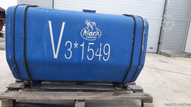 Kraftstofftank Mack Truck V3*1549