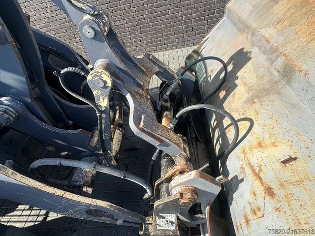 ładowarka Terex TL 160 +HOOGKIEPBAK+HYDRAULISCHE+VEEGBORSTEL