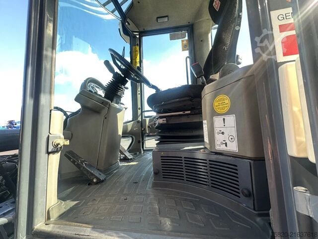 ładowarka Terex TL 160 +HOOGKIEPBAK+HYDRAULISCHE+VEEGBORSTEL