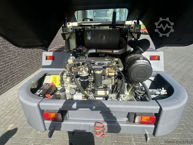 ładowarka Terex TL 160 +HOOGKIEPBAK+HYDRAULISCHE+VEEGBORSTEL