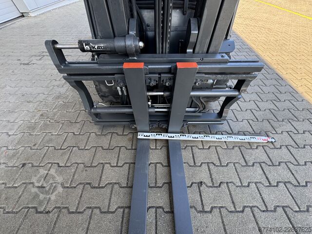 Elektrisk – 4 hjul Linde E25 + Ladegerät NEU 80100--EK