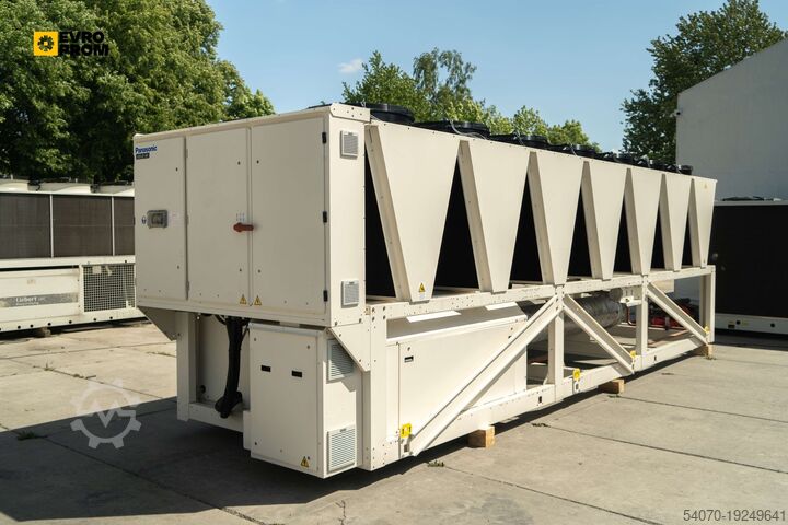 Kühler New Aircooled chiller Panasonic ECO i W SW N EVO P SWVN0660CA 644 kW