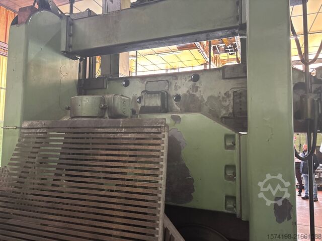 Vertikaldrehmaschine SCHIESS KZ 250