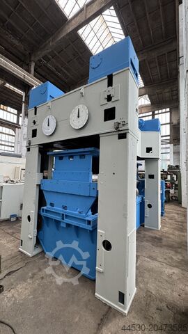 ืืขืจืืช ืืืฉืืจ ืคื WMW GOTHA UBR 16x2500