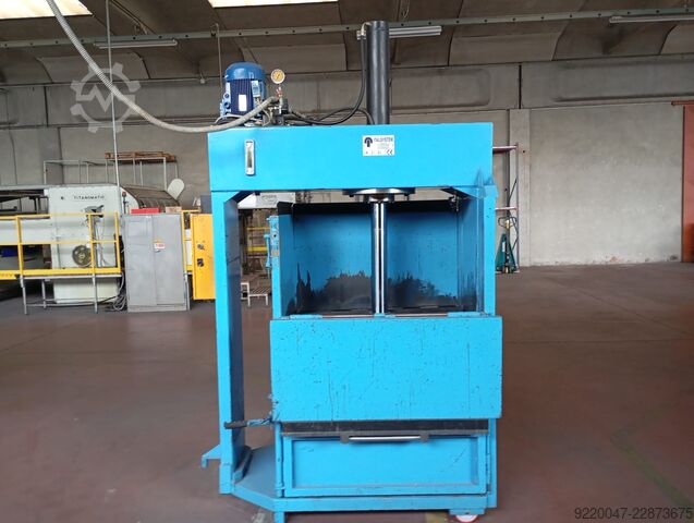  Pressa-compattatore ITALSYSTEM T10