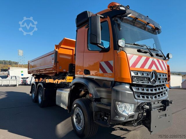 Otro MERCEDES-BENZ Arocs 3348 6x6 Winterdienst + Dautelwechselsyste