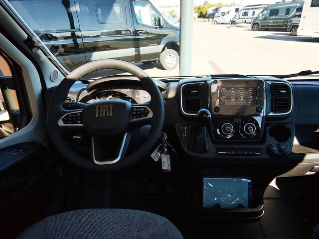 Автодім CARADO CV640 Pro+ Automat  140PS Markise ACC