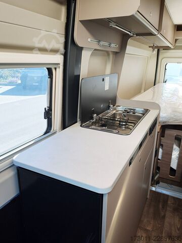 Автодім CARADO CV640 Pro+ Automat  140PS Markise ACC