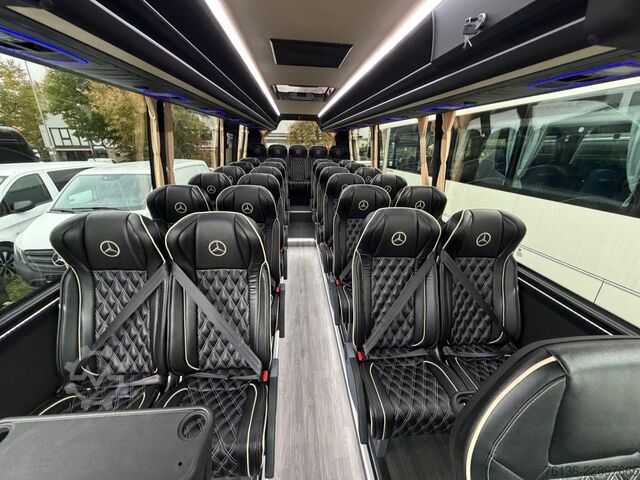 Minibús MERCEDES-BENZ Sprinter 519 CDI 31 Sitzplätze VIP Kofferraum