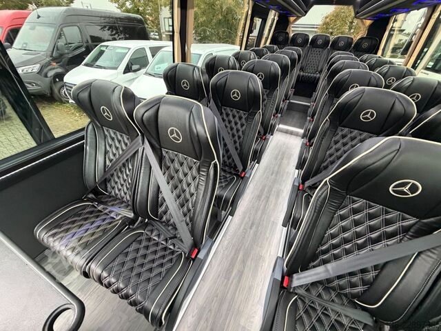 Minibús MERCEDES-BENZ Sprinter 519 CDI 31 Sitzplätze VIP Kofferraum