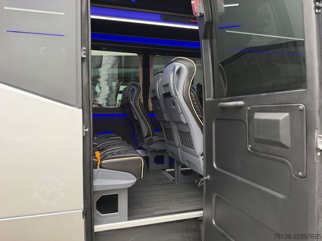 Minibús MERCEDES-BENZ Sprinter 519 CDI 31 Sitzplätze VIP Kofferraum