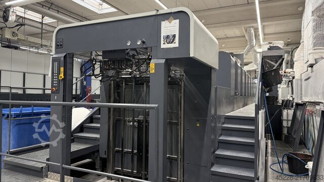 מכונת הדפסה של דפי קיזוז Man Roland R 707 LTTLV UV Evolution + Mabeg RS 104