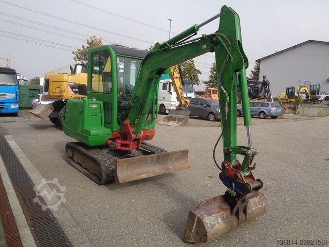 Mini excavator TAKEUCHI TB125