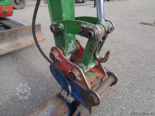 Mini excavator TAKEUCHI TB125