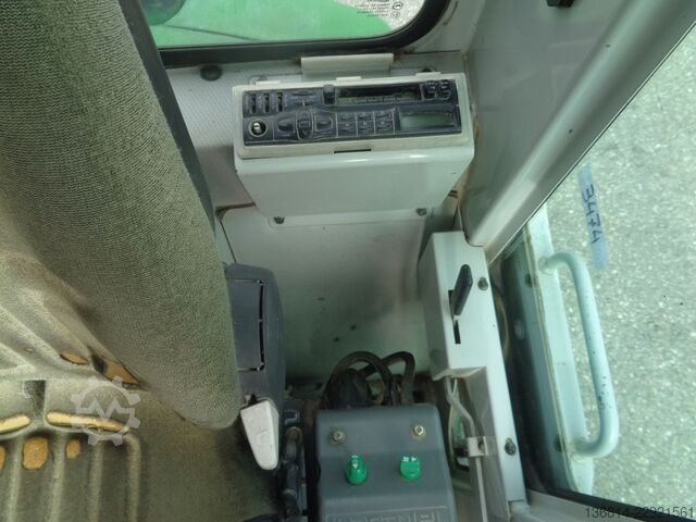 Mini excavator TAKEUCHI TB125