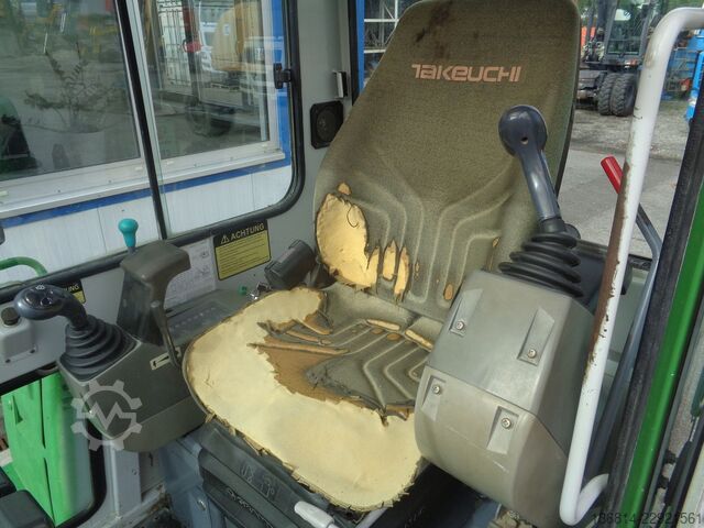 Mini excavator TAKEUCHI TB125