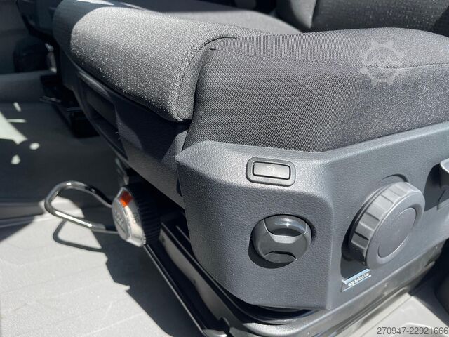 Furgão de teto alto MAN TGE 3.180 L4H3 MIXTO 4x4 STANDHZ ACC LENKRADHZ