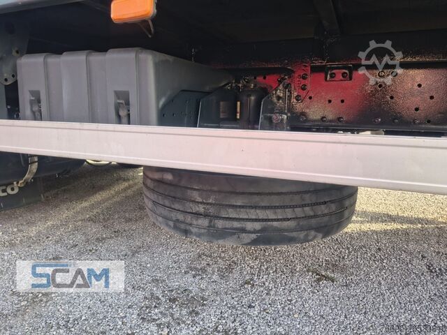 Kamion mbuluar me prelatë Iveco IVECO Eurocargo 120E25 | Centinato E5