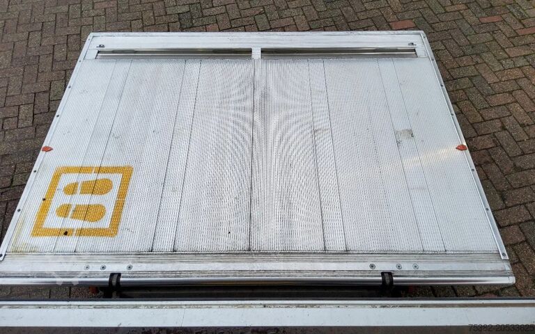 Suitcase Renault Master 165.35 MET OPBOUW - EURO 6 - VZJ-49-R -...