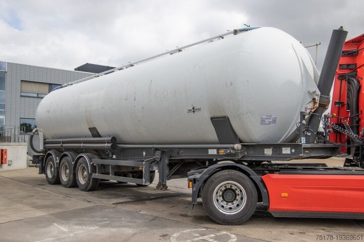 Siilo SPITZER SILO EUROVRAC-SK2460 - 60M³+5COMP