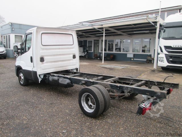 Chassis de carrinha IVECO 35 C13*Fahrgestell*Euro5*